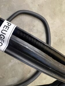 USZCZELKA DRZWI TYŁ LEWA PRAWA PEUGEOT 2008 II