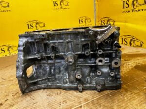 BLOK SILNIKA SŁUPEK PANEWKI TOYOTA RAV4 V 2.5 HYBRID XA25A