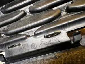 GRILL KRATKA ATRAPA ŚRODKOWA ZDERZAKA PRZÓD FORD KUGA MK3 ESCAPE MK4