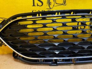 GRILL KRATKA ATRAPA ŚRODKOWA ZDERZAKA PRZÓD FORD KUGA MK3 ESCAPE MK4