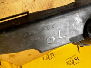 ŚLIZG MOCOWANIE WSPORNIK ZDERZAKA LAMPY PRZÓD LEWY BMW 3 E90 E91 LIFT LCI