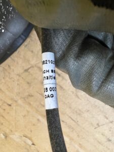 USZCZELKA SZYBY KAROSERYJNEJ BŁOTNIKA TYŁ PRAWA PRAWY MERCEDES GL X166