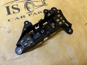 UCHWYT MOCOWANIE AKUMULATORA MERCEDES A W177