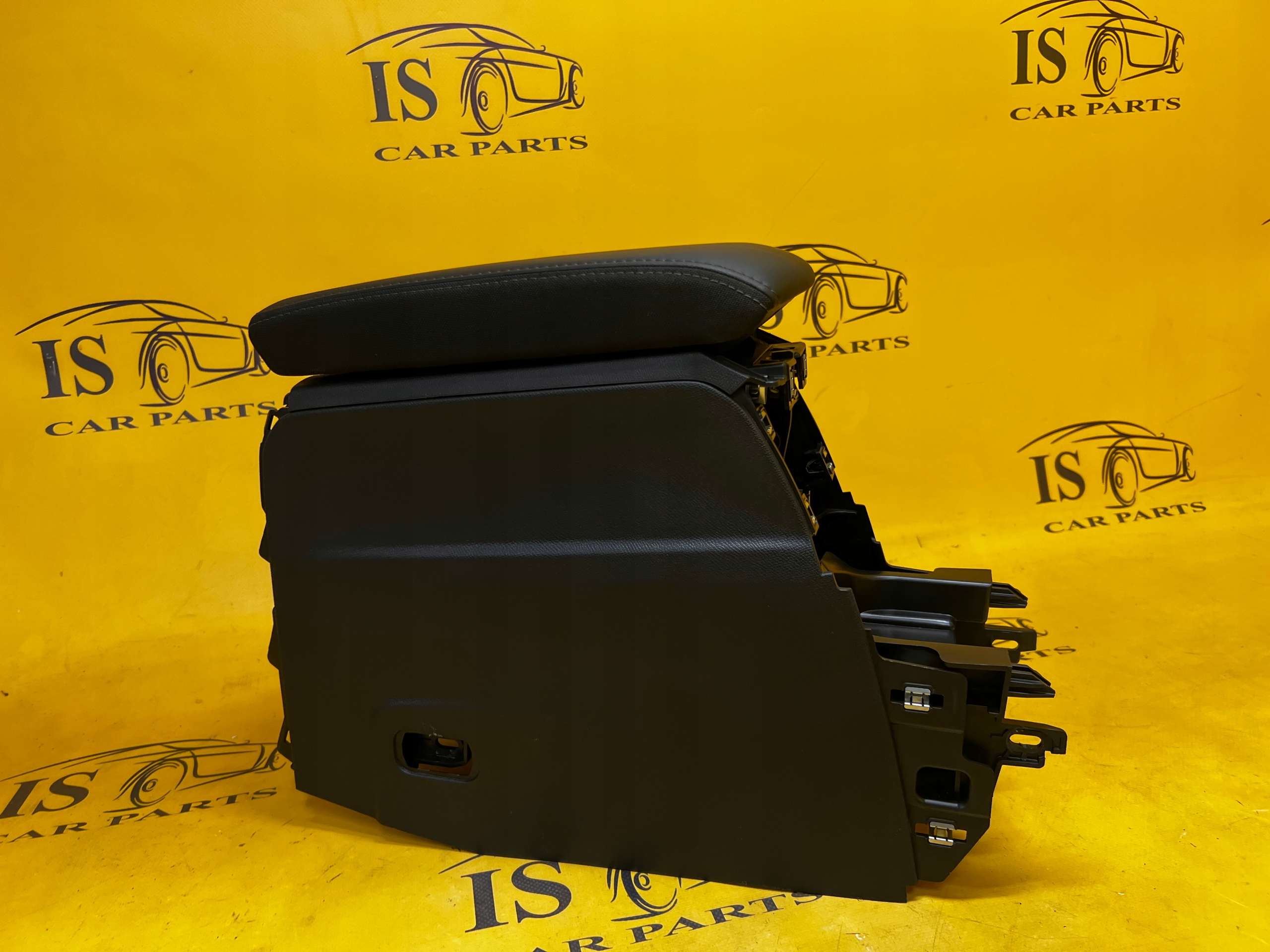 TUNEL ŚRODKOWY PODŁOKIETNIK PEUGEOT 2008 II