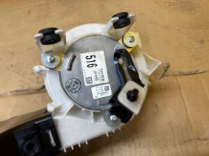 DMUCHAWA WENTYLATOR BATERII TOYOTA AURIS II 1.8 HYBRID