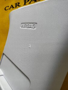 POSZYCIE OSŁONA SŁUPKA ŚRODKOWEGO B PRAWY FORD ESCAPE MK4