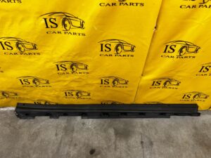 OSŁONA LISTWA PROGU PROGOWA PRÓG PRAWY PRAWA TOYOTA RAV4 V