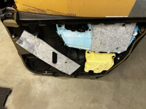 BOCZEK TAPICERKA DRZWI PRZÓD LEWY TOYOTA AURIS II LIFT