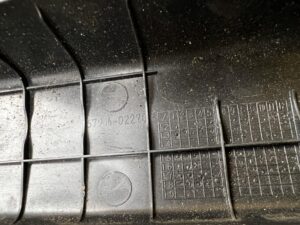 PLASTIK OSŁONA LISTWA PROGU PROGOWA PRZÓD LEWY TOYOTA AURIS II