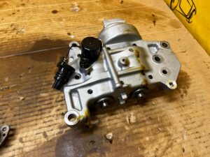 POMPA OLEJU TOYOTA RAV4 V 2.5 HYBRID XA25A