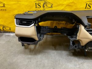 DESKA ROZDZIELCZA KOKPIT KONSOLA TOYOTA RAV4 V LIFT EU 22-