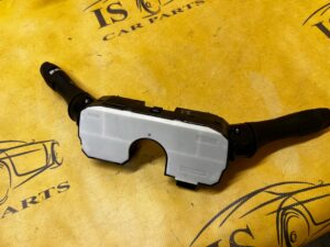 PAJĄK MANETKI PRZEŁĄCZNIK ZESPOLONY NISSAN E-NV200 NV200 EU