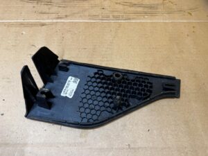 OSŁONA ZAŚLEPKA RELINGU DACHU PRAWA FORD ESCAPE MK4