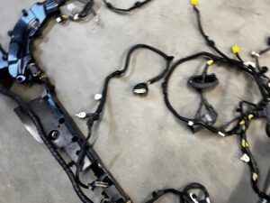 OKABLOWANIE INSTALACJA WIĄZKA WNĘTRZA FORD ESCAPE MK4 1.5 ECOBOOST