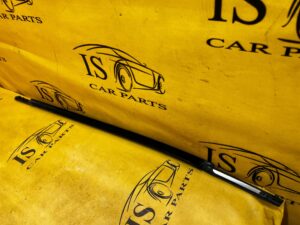 LISTWA ZGARNIAJĄCA USZCZELKA SZYBY DRZWI TYŁ LEWY FORD ESCAPE MK4