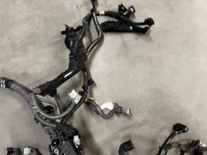 WIĄZKA INSTALACJA SILNIKA TOYOTA AURIS II HB 1.8 HYBRID