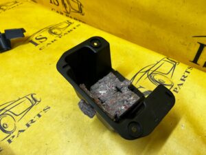 KRATKA WENTYLACYJNA DEKOMPRESYJNA TYŁ LEWY LEWA PEUGEOT 2008 II