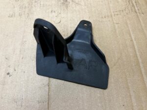 ZAKOŃCZENIE PROGU CHLAPACZ TYŁ PRAWY TOYOTA AURIS II