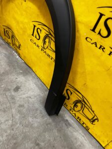 NAKŁADKA LISTWA BŁOTNIKA TYŁ TYLNA PRAWY PRAWA PEUGEOT 2008 II