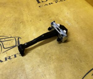 OGRANICZNIK DRZWI PRZÓD LEWY FORD ESCAPE MK4