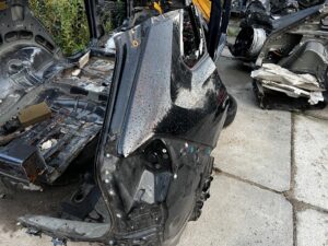 ĆWIARTKA BŁOTNIK PRÓG SŁUPEK PAS TYŁ PRAWY TOYOTA RAV4 V 218