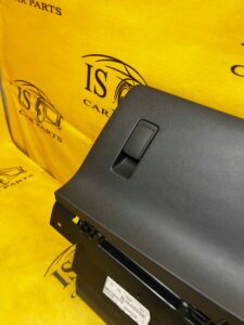 SCHOWEK PASAŻERA DESKI KONSOLI PRAWY PEUGEOT 2008 II EU