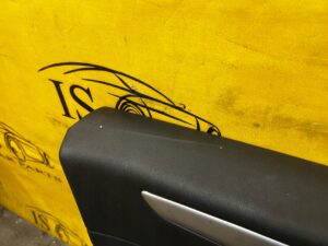 BOCZEK TAPICERKA DRZWI LEWY PRZÓD FORD ESCAPE MK4