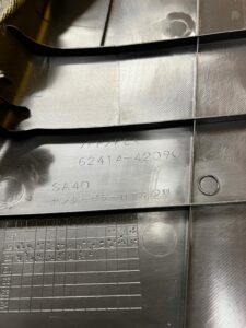 POSZYCIE OSŁONA SŁUPKA ŚRODKOWEGO B LEWY LEWA TOYOTA RAV4 V