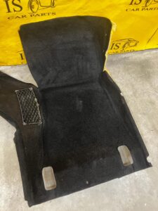 WYKŁADZINA DYWAN WNĘTRZA PODŁOGI PRZÓD PRAWY PRAWA MERCEDES A W177