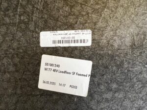 WYKŁADZINA PODŁOGA DYWAN BAGAŻNIKA MERCEDES A W177 HB