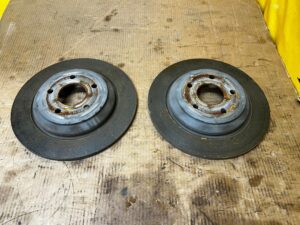 KOMPLET TARCZE HAMULCOWE TYŁ FORD ESCAPE MK4 1.5 ECOBOOST