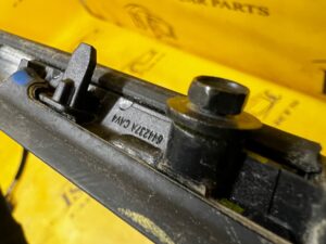 LISTWA USZCZELKA SZYBY DRZWI PRZÓD LEWY FORD ESCAPE MK4 KUGA MK3