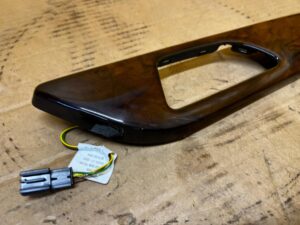 DEKOR OSŁONA LISTWA DRZWI DREWNO LED TYŁ PRAWY MERCEDES GL X166