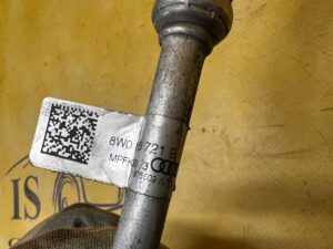 PRZEWÓD RURA RURKA WĄŻ KLIMATYZACJI AUDI A4 B9 2.0 TDI