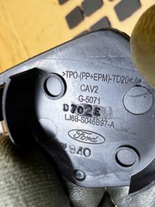 OSŁONA ZAŚLEPKA KONSOLI DESKI LEWA FORD ESCAPE MK4