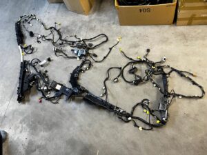 OKABLOWANIE INSTALACJA WIĄZKA WNĘTRZA FORD ESCAPE MK4 1.5 ECOBOOST