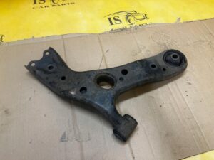 WAHACZ PRZÓD PRZEDNI LEWY TOYOTA AURIS II