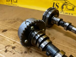 KOMPLET WAŁKI ROZRZĄDU SSĄCY WYDECHOWY TOYOTA RAV4 V 2.5 HYBRID XA25A