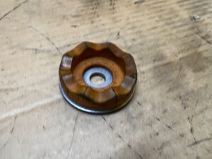 UCHWYT MOCOWANIE DYFERENCJAŁU PRZÓD LAND ROVER DISCOVERY V L462 3.0 DIESEL