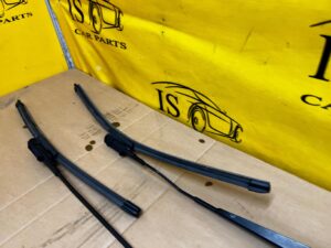 KOMPLET RAMIONA RAMIĘ WYCIERACZEK WYCIERACZKI PRZÓD FORD ESCAPE MK4