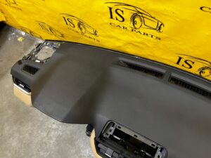 DESKA ROZDZIELCZA KOKPIT KONSOLA TOYOTA RAV4 V LIFT EU 22-