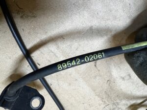 CZUJNIK ABS PRZÓD PRAWY TOYOTA AURIS II