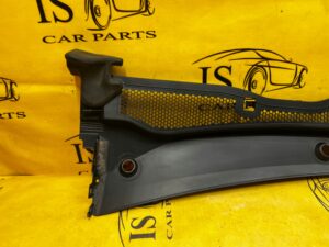 PODSZYBIE LEWE PEUGEOT 2008 II EU