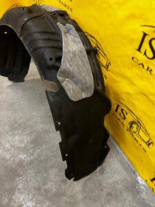 NADKOLE KOMPLETNE TYŁ LEWY MERCEDES A W177