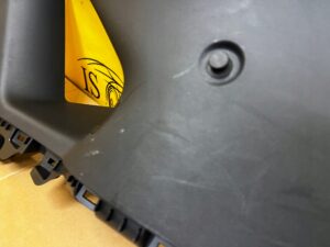 POSZYCIE OSŁONA OBUDOWA SŁUPKA C TYŁ PRAWY BAGAŻNIKA FORD ESCAPE MK4