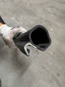 USZCZELKA MASKI POKRYWY SILNIKA PEUGEOT 2008 II