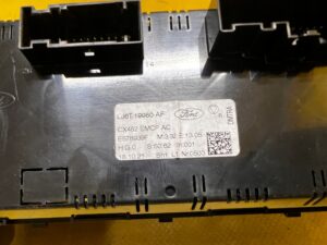 PANEL PRZEŁĄCZNIK NAWIEWU KLIMATYZACJI FORD ESCAPE MK4 KUGA MK3