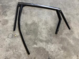 RAMKA USZCZELKA DRZWI TYŁ LEWY FORD ESCAPE MK4