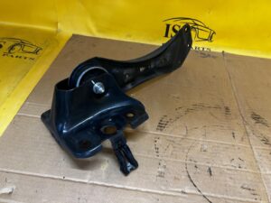 WAHACZ TYŁ TYLNY WZDŁUŻNY PRAWY MERCEDES A W177 A35 AMG