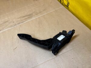 PEDAŁ POTENCJOMETR GAZU FORD ESCAPE MK4 KUGA MK3 1.5 ECOBOOST